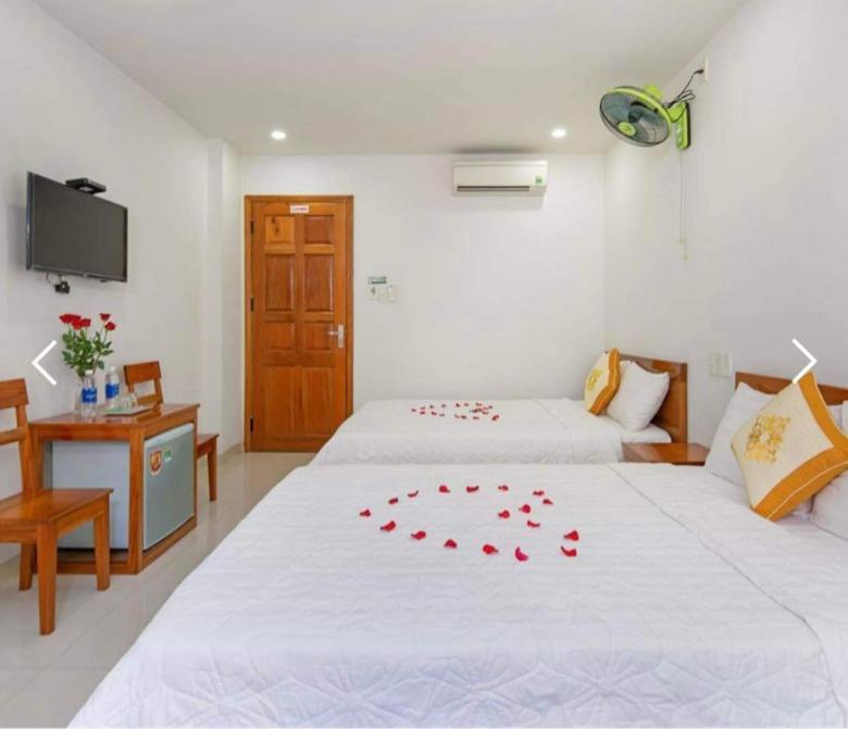 Hoa Anh Dao Hotel Danang Exterior photo